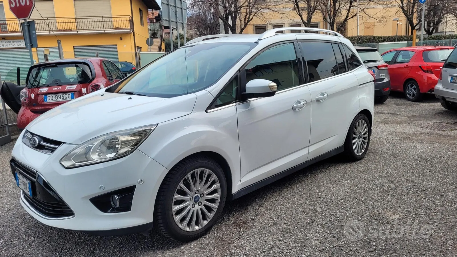 Ford C-Max 2013 photo 2