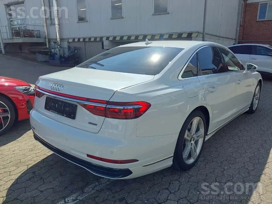 Audi A8 2023 photo 3