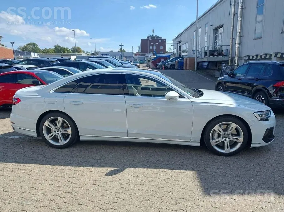 Audi A8 2023 photo 4
