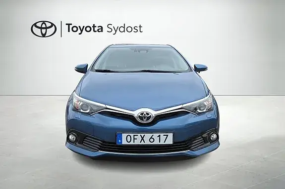 Toyota Auris 2016 photo 2