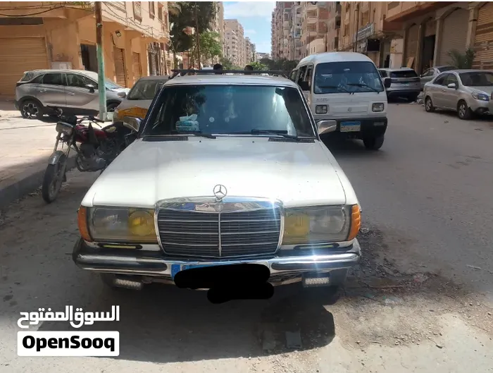 Mercedes-Benz E-Class 1984 photo 5