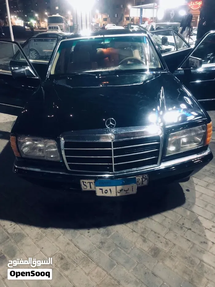 Mercedes-Benz E-Class 1984 photo 2