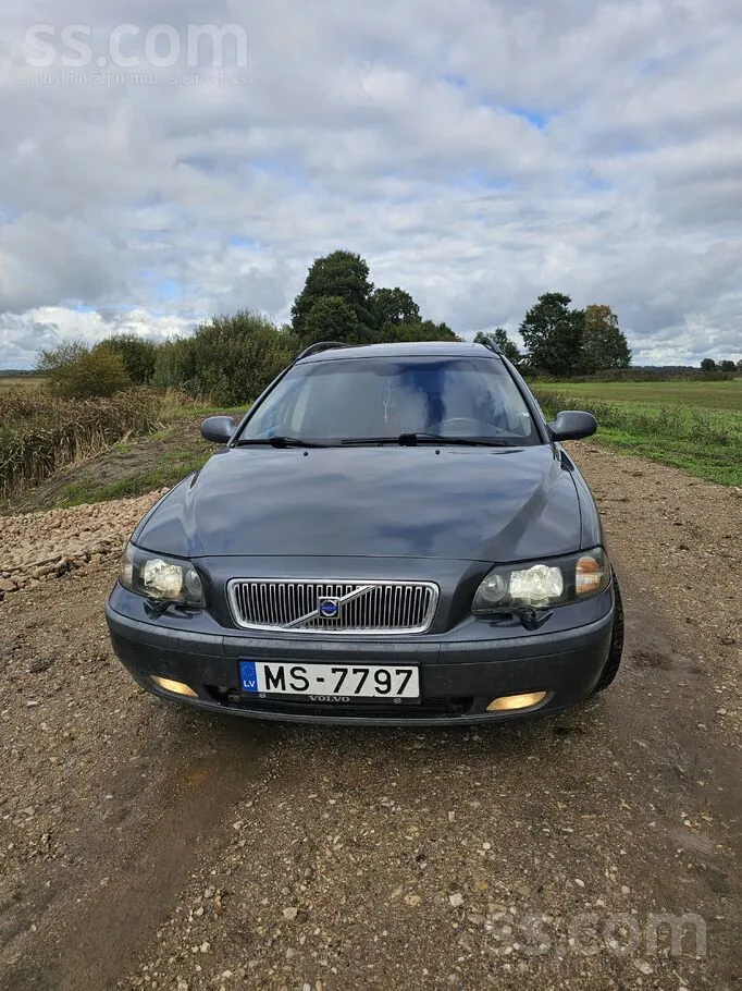Volvo V70 2003 photo 5