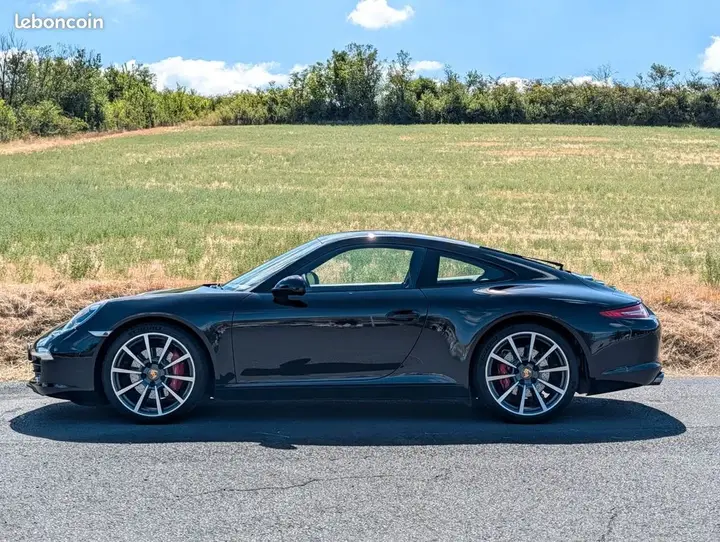 Porsche 911 2012 photo 2