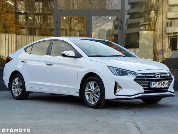 Hyundai Elantra 2019 photo 2