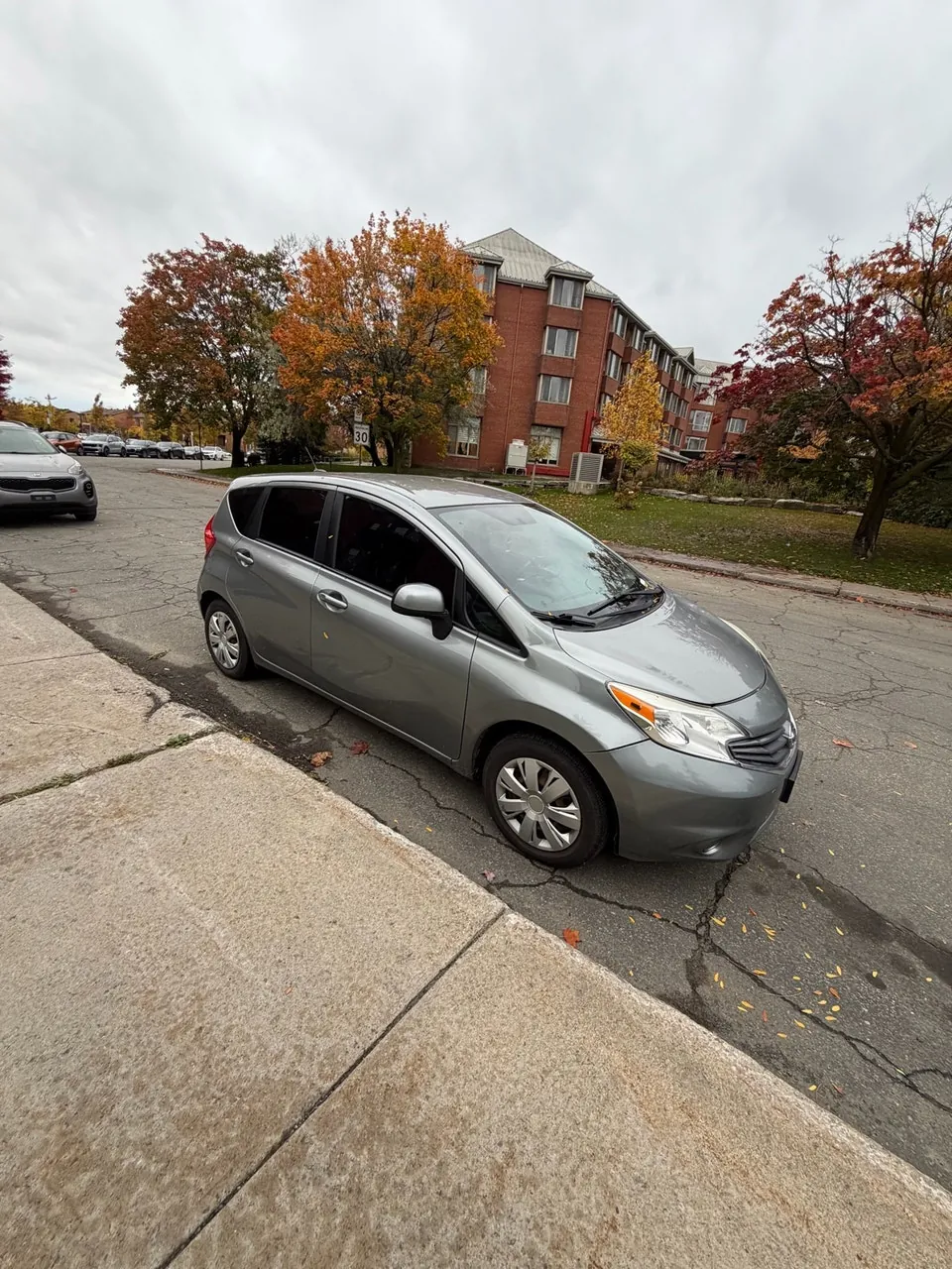 Nissan Versa 2014 photo 5