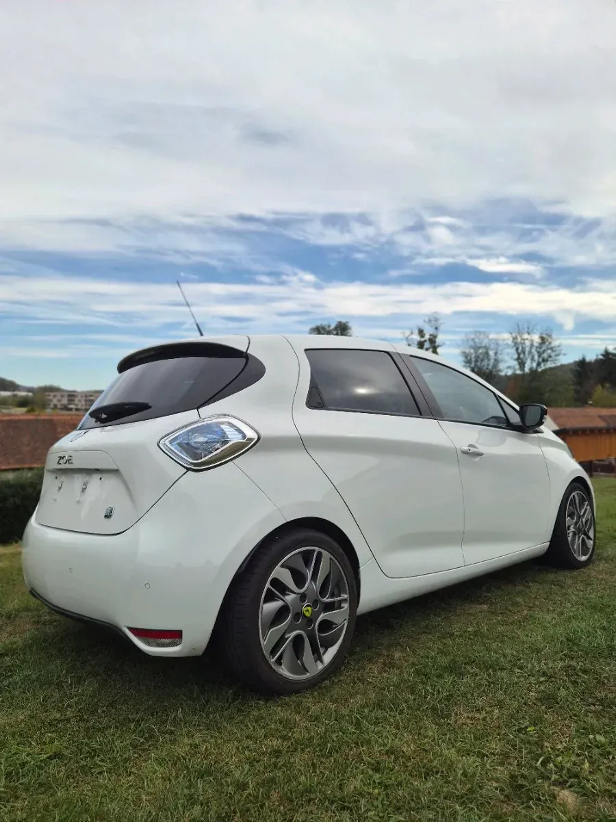 Renault Zoe 2014 photo 2