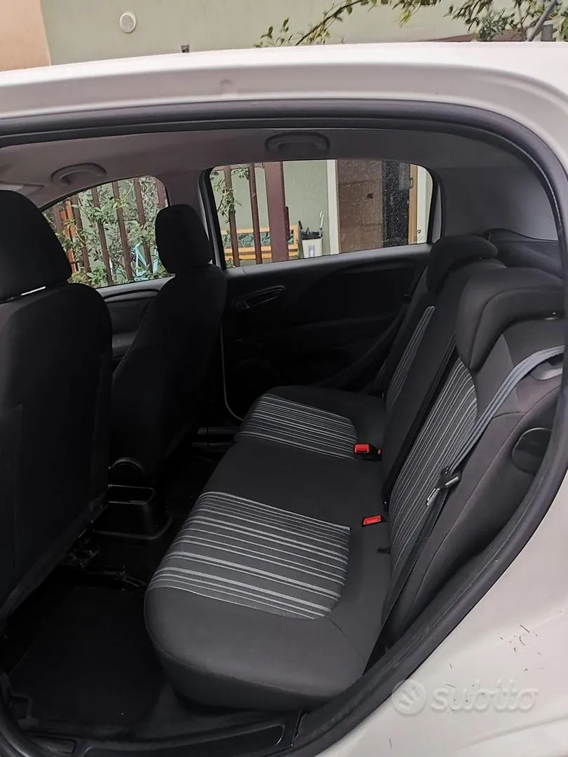 Fiat Punto Evo 2011 photo 4