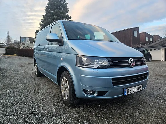 Volkswagen Multivan 2012 photo 3