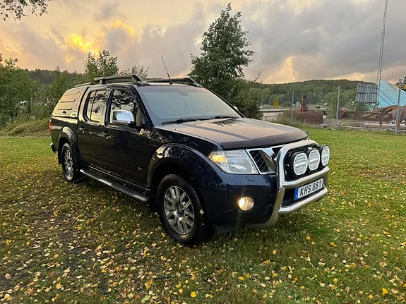 Nissan Navara 2012 photo 2