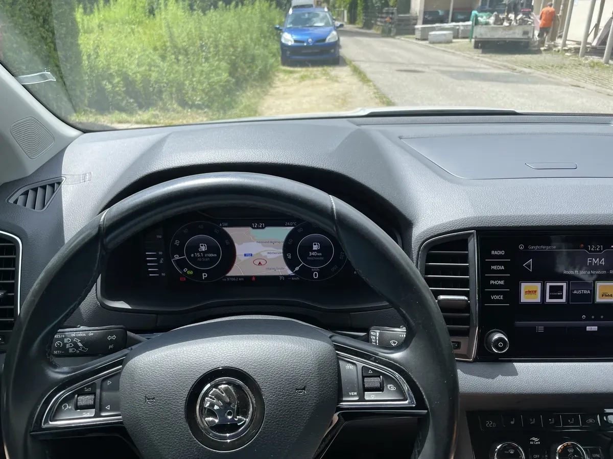 Skoda Karoq 2019 photo 3