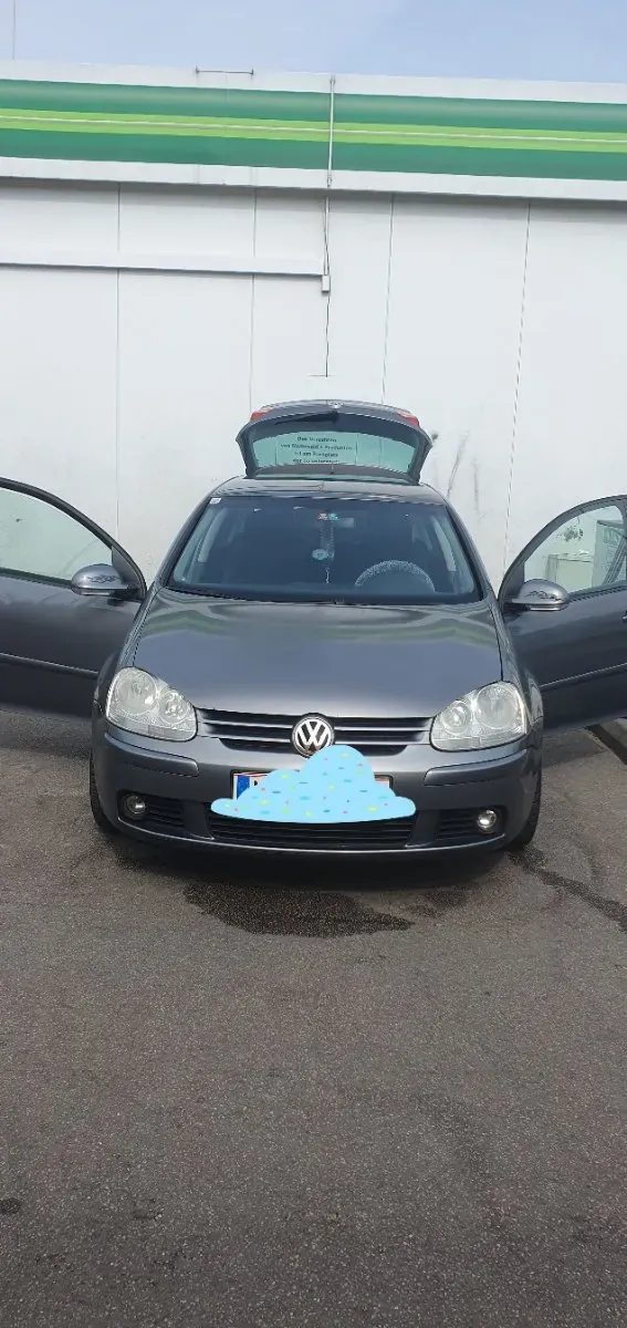 Volkswagen Golf 2005 photo 2
