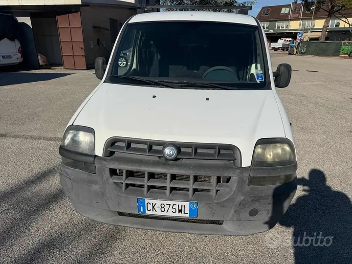 Fiat Doblò 2003 photo 2
