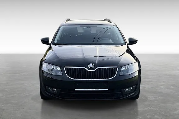 Skoda Octavia 2014 photo 2