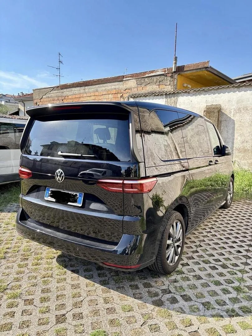 Volkswagen Multivan 2024 photo 2