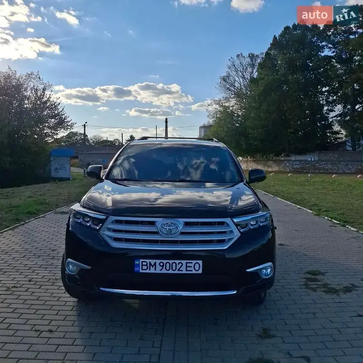 Toyota Highlander 2011 photo 3