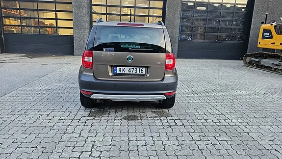 Skoda Yeti 2012 photo 5
