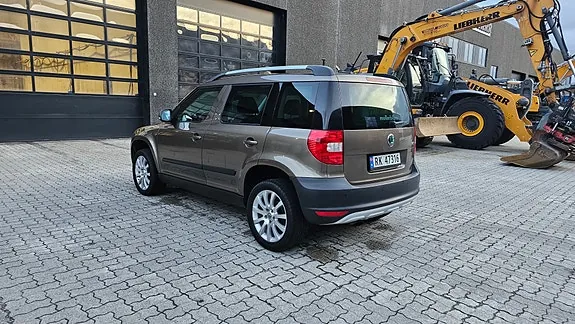 Skoda Yeti 2012 photo 4
