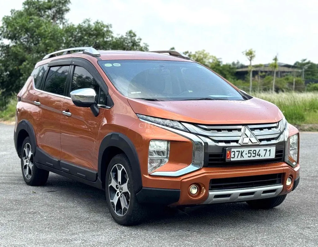 Mitsubishi Xpander Cross 2020 photo 2