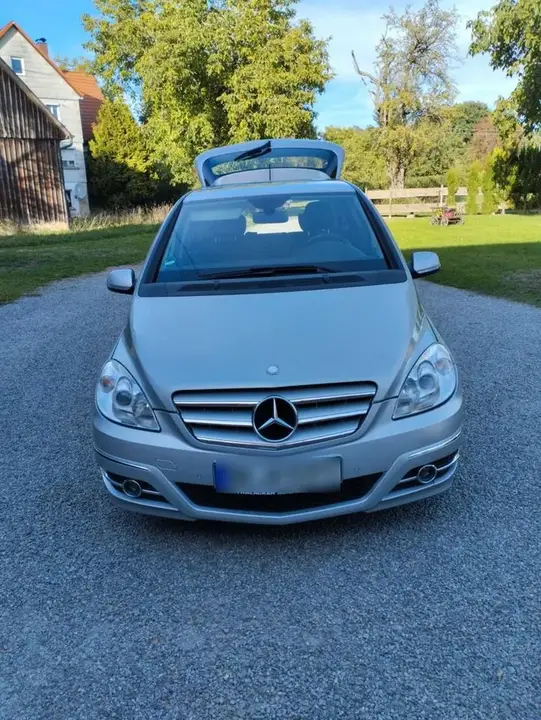 Mercedes-Benz B 170