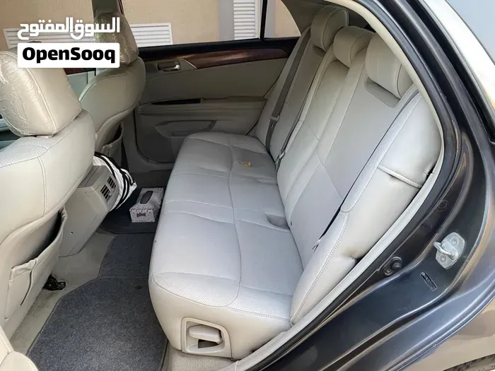 Toyota Avalon 2011 photo 4