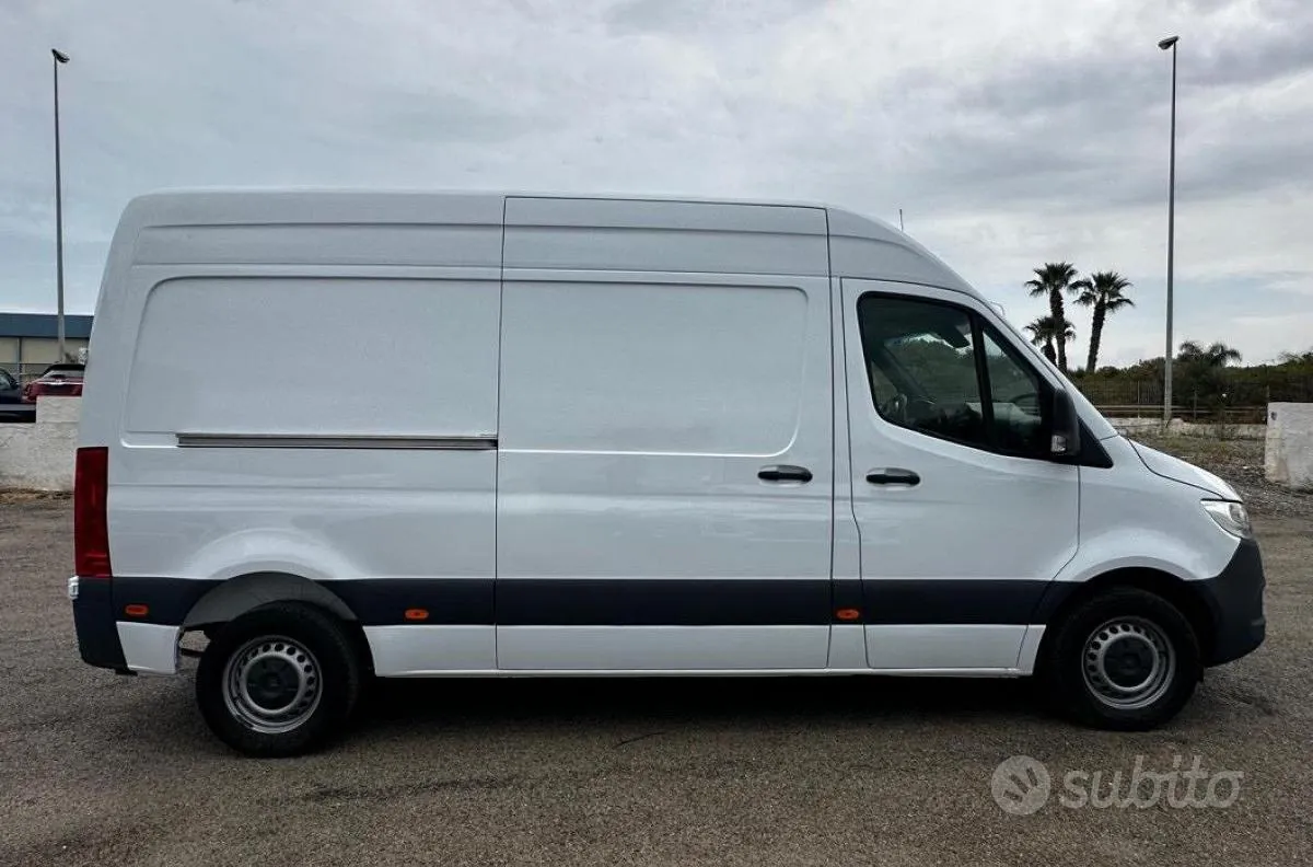 Mercedes-Benz Sprinter 2021 photo 5