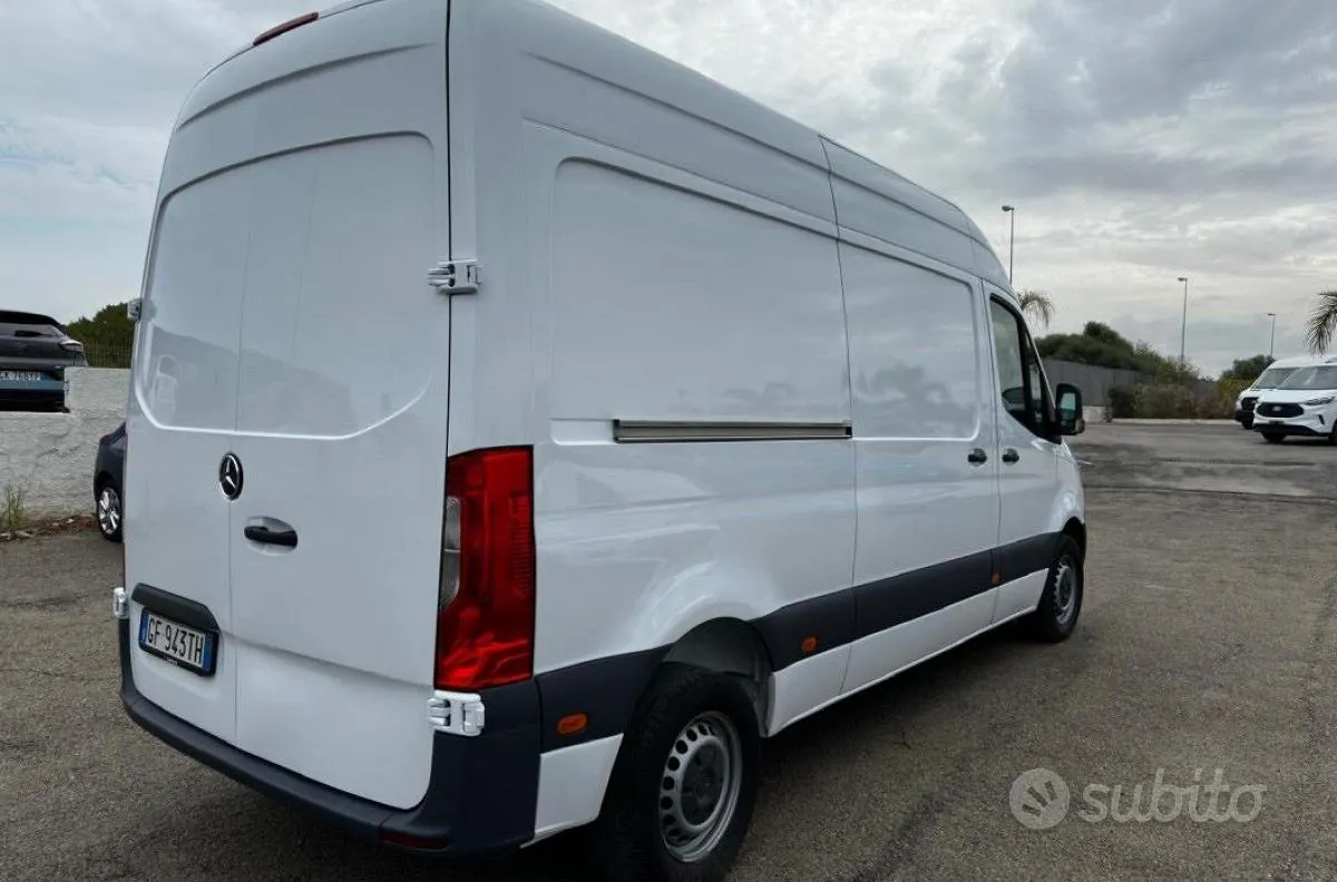 Mercedes-Benz Sprinter 2021 photo 3