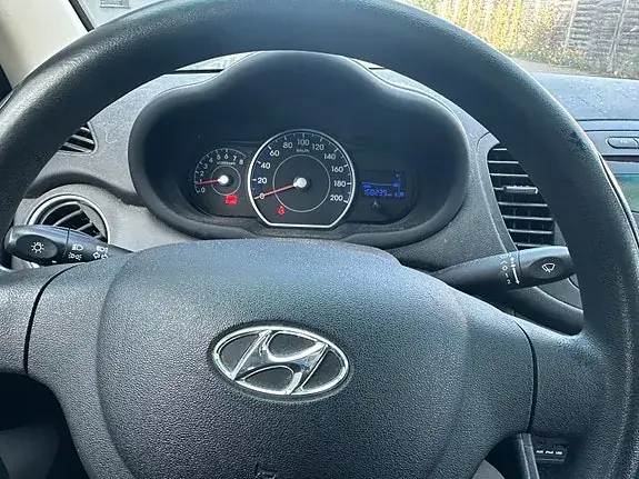 Hyundai I10 2012 photo 4