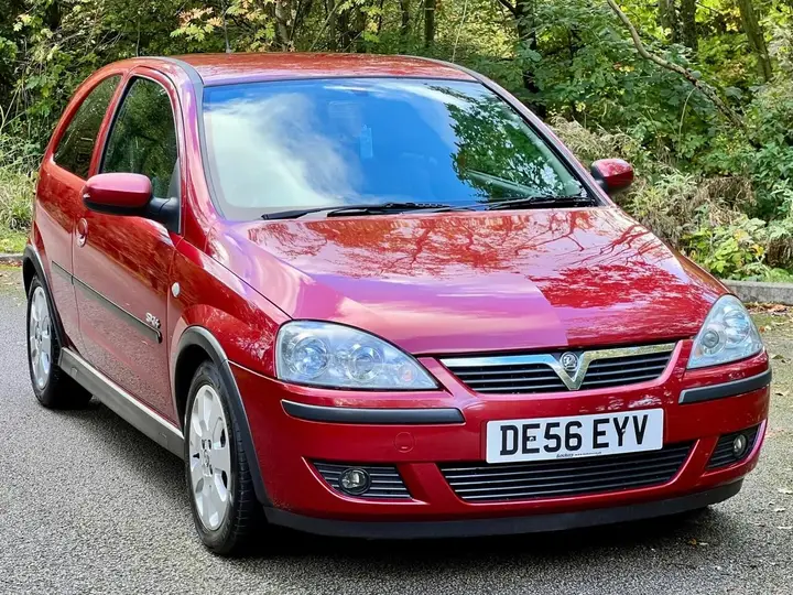 Vauxhall Corsa 2006 photo 2