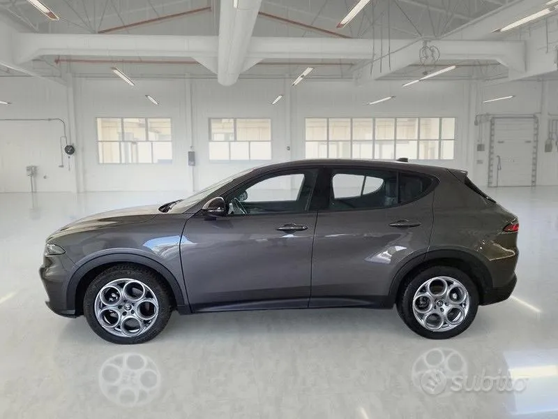 Alfa Romeo Tonale 2023 photo 5