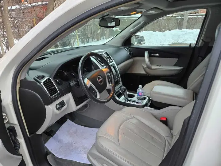 GMC Acadia 2009 photo 5
