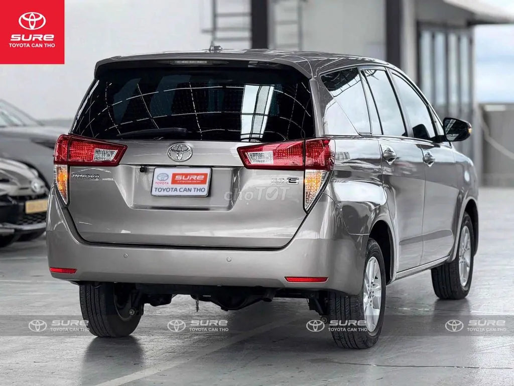 Toyota Innova 2018 photo 3