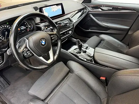 BMW 530I 2019 photo 3