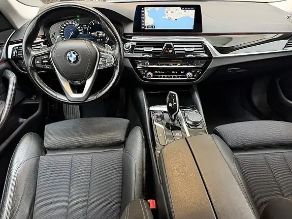 BMW 530I 2019 photo 4