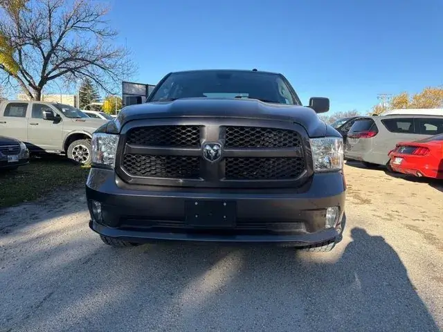 Ram 1500 Classic 2023 photo 3