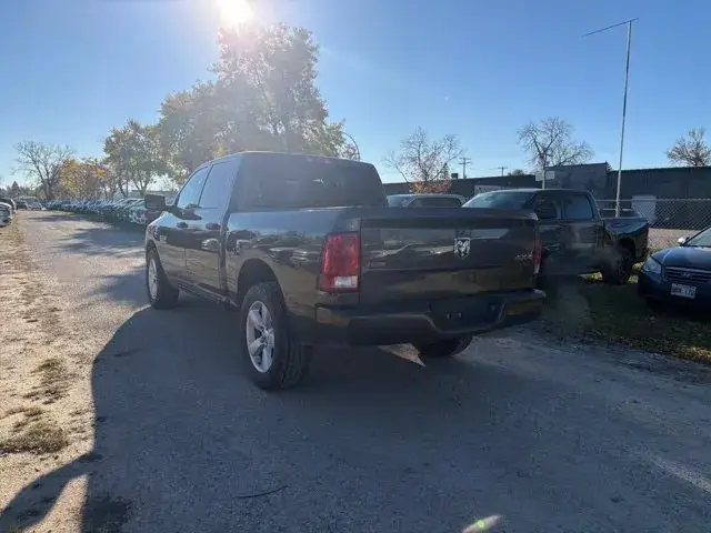 Ram 1500 Classic 2023 photo 4
