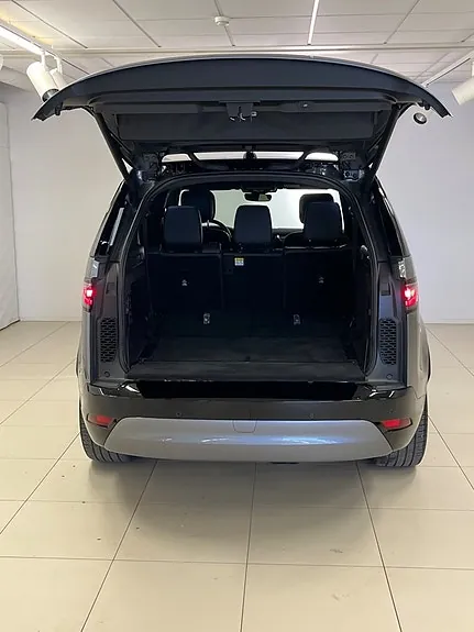 Land Rover Discovery 2025 photo 4