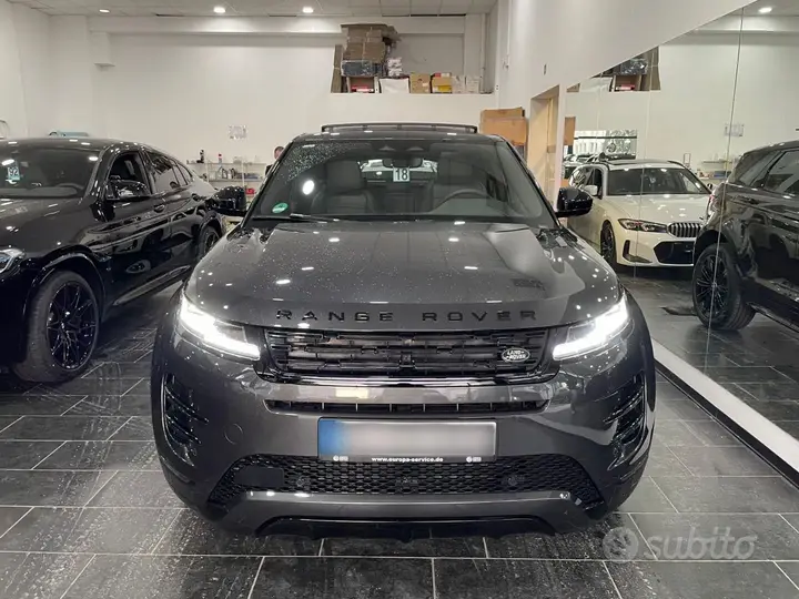 Land Rover Range Rover Evoque 2024 photo 3