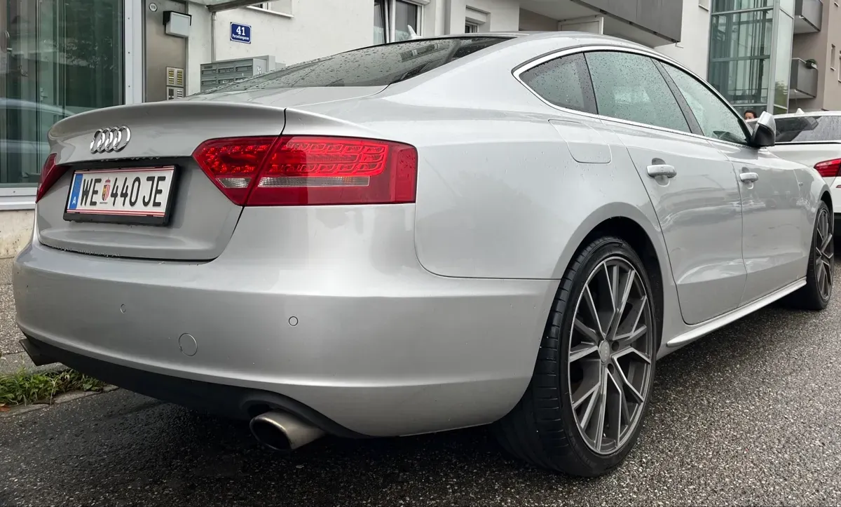 Audi A5 2010 photo 3