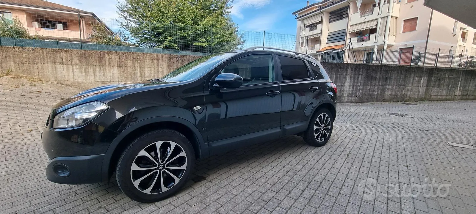 Nissan Qashqai 2010 photo 2