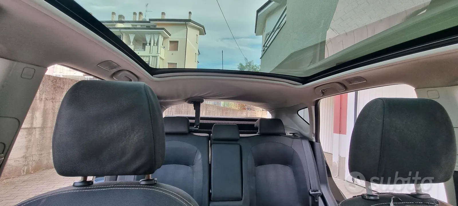 Nissan Qashqai 2010 photo 4