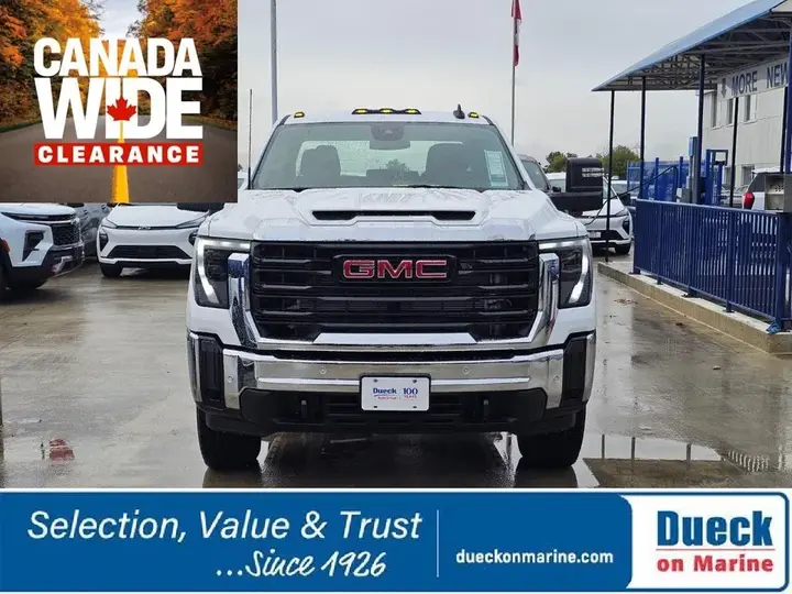 GMC Sierra 3500Hd 2026 photo 3