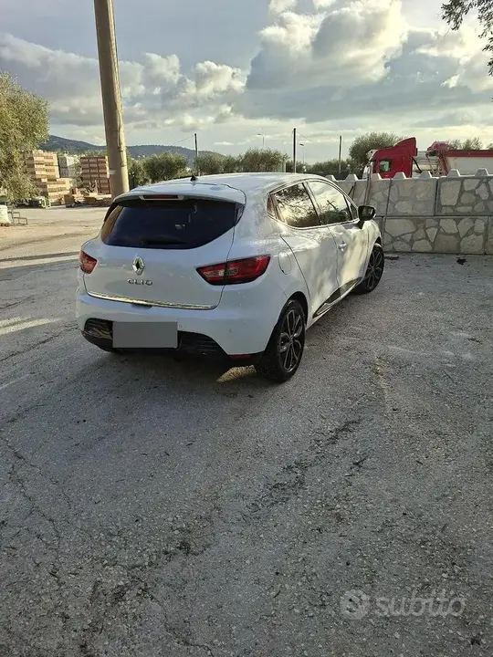 Renault Clio 2015 photo 3