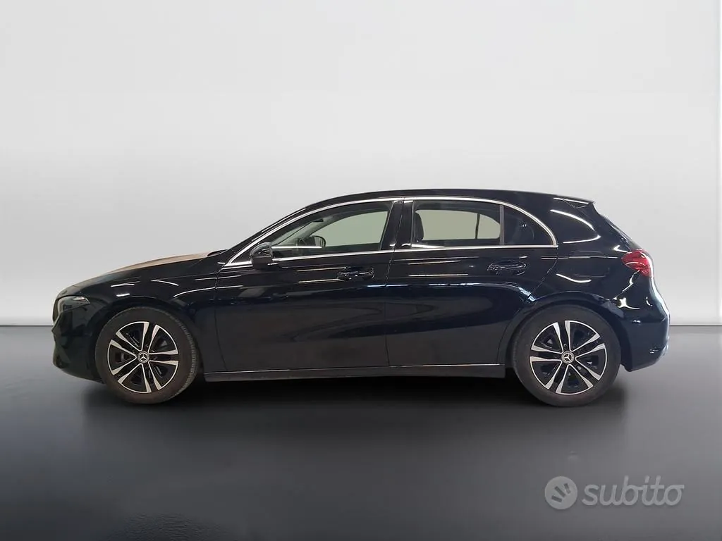 Mercedes-Benz A 2023 photo 3
