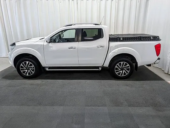 Nissan Navara 2018 photo 2