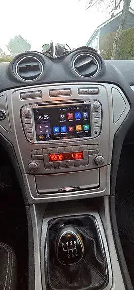 Ford Mondeo 2010 photo 2