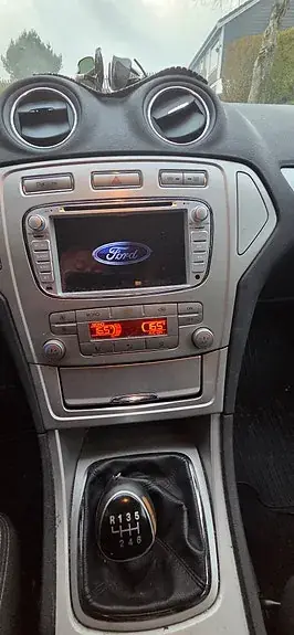 Ford Mondeo 2010 photo 4