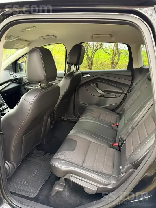 Ford Kuga 2013 photo 5