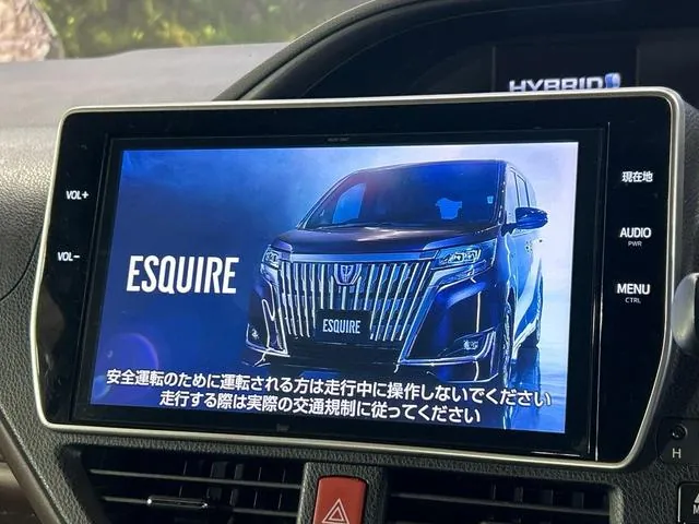 Toyota Esquaia 2017 photo 5