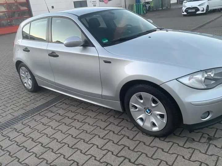 BMW 118I